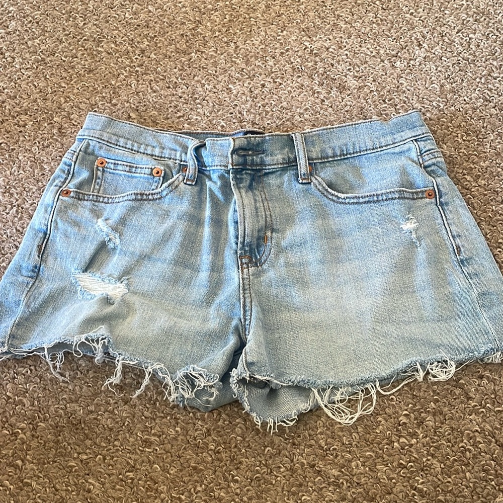 Gap shorts